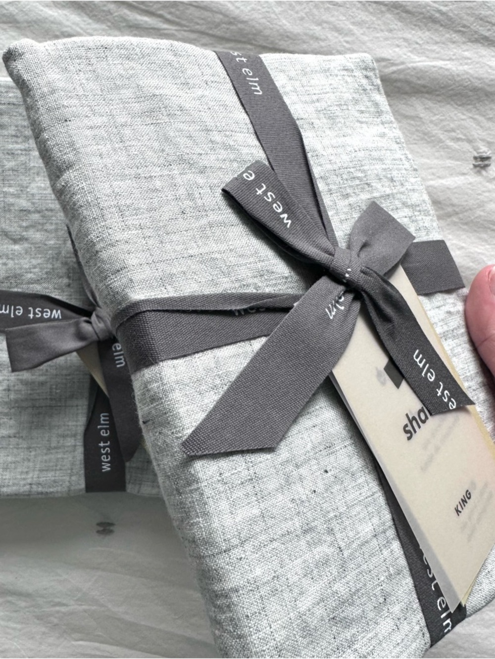 NWT West Elm Belgian Flax Linen King Shams - Pair - Picture 2 of 4